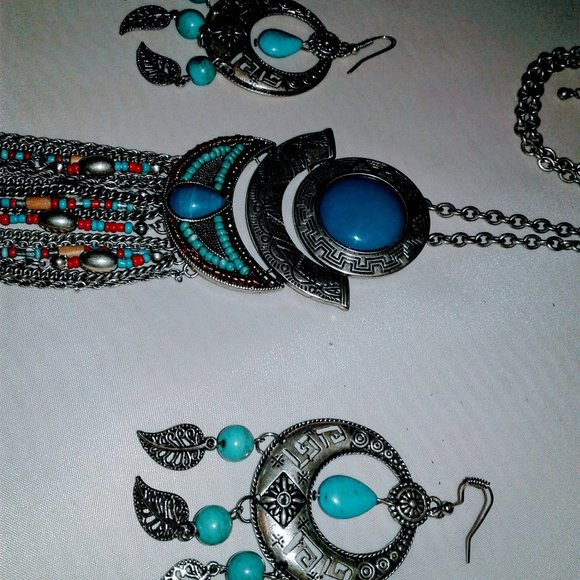 Tribal Necklace and Earring Set - Picture 3 of 3